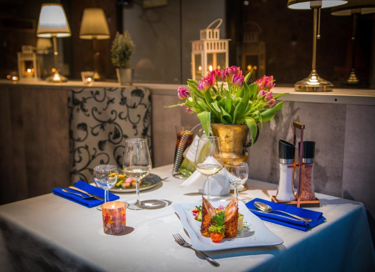 Kompleks Noclegowo-Gastronomiczny Laguna Niewiesze Esterno foto